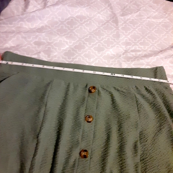 L Torrid Skirt - Picture 2 of 5
